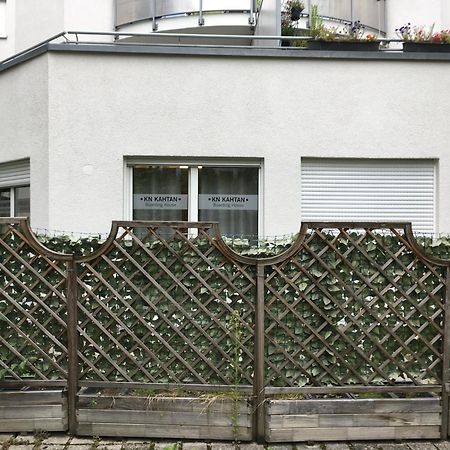 Appartement Kn Kahtan Boarding House à Munich Extérieur photo