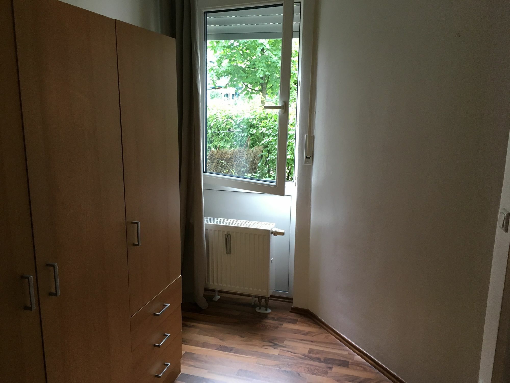 Appartement Kn Kahtan Boarding House à Munich Extérieur photo