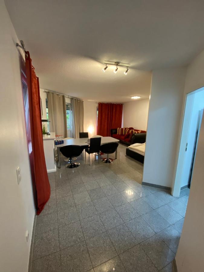 Appartement Kn Kahtan Boarding House à Munich Extérieur photo