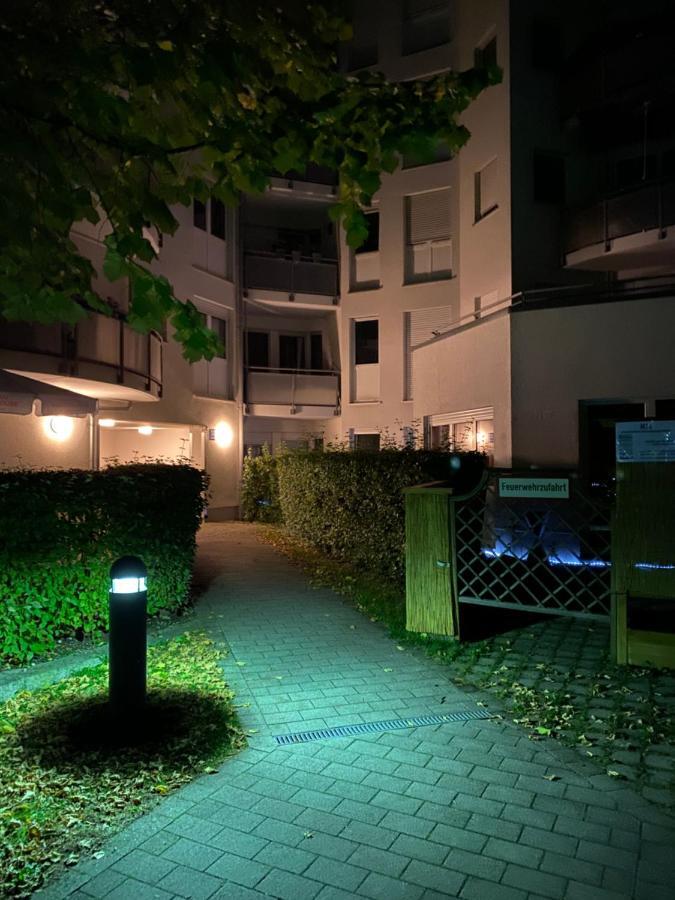 Appartement Kn Kahtan Boarding House à Munich Extérieur photo